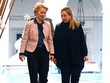 Thủ tướng Italy Giorgia Meloni (phải) và Chủ tịch Ủy ban châu Âu (EC) Ursula von der Leyen. (Ảnh: AFP/TTXVN)