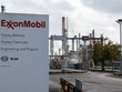 Nhà máy lọc dầu của Tập đoàn dầu khí Mỹ ExxonMobil tại Fawley, Anh. (Ảnh: AFP/TTXVN)