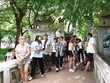 Năm 2023, Việt Nam đón 12,5 triệu lượt khách du lịch quốc tế. Trong ảnh: Khách quốc tế thăm Đền Ngọc Sơn (Hà Nội) Ảnh: Hồ Hạ