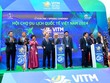 Các đại biểu bấm nút Khai mạc Hội chợ Du lịch Quốc tế Việt Nam - VITM Hà Nội 2024. (Ảnh: Mai Mai)
