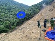 Các lực lượng chức năng tiếp cận hiện trường để cứu nạn, cứu hộ khu vực khoanh tròn màu xanh