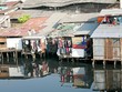 Hàng chục nghìn căn nhà lụp xụp ven kênh rạch tại TP.HCM chưa được di dời để cải tạo môi trường các dòng kênh ô nhiễm