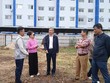 Chủ tịch TP.Đà Nẵng, ông Lê Trung Chinh kiểm tra thi công dự án nhà ở xã hội Đại Địa Bảo.