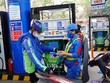 Bộ Công thương chỉ đạo không để gián đoạn nguồn cung xăng dầu dịp nghỉ lễ 30/4-1/5. 