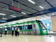 Metro Hà Nội đã trở thành lựa chọn quen thuộc của hàng triệu lượt người dân sau hơn 3 năm hoạt động. Ảnh: Linh Nguyễn