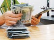 Áp lực từ cán cân thương mại có thể tác động tới nhu cầu ngoại tệ trong thời gian tới