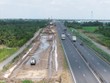 Thi công mở rộng cao tốc TP.HCM - Trung Lương - Mỹ Thuận.