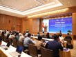 Các học viên Văn phòng Chính phủ thực hành ứng dụng AI vào các tình huống nghiệp vụ thực tế theo phương châm “Học để ứng dụng ngay”, với 70% thời lượng dành cho thực hành trên các nền tảng AI nổi bật là C-AI Legal, C-BizAgent các sản phẩm AI do CMC nghiên cứu và làm chủ.