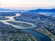Cảnh quan sinh thái với hệ thống sông ngòi là lợi thế giúp hành lang phía Nam Đà Nẵng lột xác thành trung tâm du lịch, dịch vụ. Ảnh: Ánh Dương.