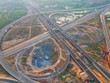 Tăng tốc giải ngân đầu tư công tạo khối lượng công việc lớn cho nhóm xây dựng, hạ tầng và công nghệ giao thông.