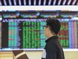 P/E của thị trường đã giảm từ khoảng 17,4 lần hồi đầu năm xuống còn khoảng 14 lần vào cuối tháng 6 - mức thấp nhất trong vòng một năm