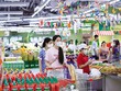 Tổng mức bán lẻ hàng hóa và doanh thu dịch vụ tiêu dùng 6 tháng đầu năm nay tăng 12,9%, vượt tốc độ tăng trưởng bình quân thời kỳ trước Covid-19. Ảnh: Đ.T 