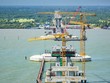 Thi công xây dựng cầu Đại Ngãi (Ảnh: P.V) 