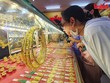 Giá vàng giảm, khiến nhà đầu tư không mặn mà với việc nắm giữ kim loại quý này. Ảnh: Lê Toàn