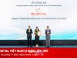 Bà Lê Hương Ly - Phó tổng giám đốc Pháp lý, Truyền thông và Đối ngoại Prudential Việt Nam (giữa)