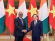 Chủ tịch Quốc hội Trần Thanh Mẫn và Chủ tịch Quốc hội nước Cộng hòa Bờ Biển Ngà Patrick Achi.