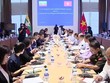Quang cảnh cuộc họp.