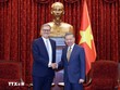 Tổng Bí thư, Chủ tịch nước Tô Lâm tiếp Đại sứ Cộng hòa Pháp tại Việt Nam Olivier Brochet đến chào từ biệt nhân dịp kết thúc nhiệm kỳ công tác tại Việt Nam. (Ảnh: Thống Nhất/TTXVN)