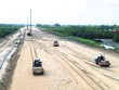 Thi công Dự án đầu tư xây dựng công trình đường cao tốc Mỹ An - Cao Lãnh, giai đoạn 1. 