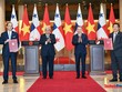 Tổng Bí thư, Chủ tịch nước Tô Lâm và Tổng thống Panama José Raúl Mulino chứng kiến lễ trao các văn kiện hợp tác giữa hai nước. Ảnh: Đức Thanh. 