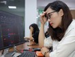 Thị giá thấp hơn giá phát hành khiến doanh nghiệp đối mặt với thách thức trong việc thu hút dòng tiền mới