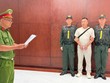 Cơ quan công an thực hiện lệnh bắt tạm giam SUN YUPENG (Tôn Bằng)