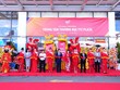 Lãnh đạo địa phương và đại diện TTC Land thực hiện nghi thức cắt băng khánh thành TTC Plaza
