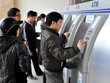 Cây ATM tắc nghẽn dịp cận Tết