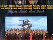 Vinh danh 100 doanh nhân tiêu biểu 