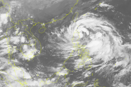 Bão Khanun Tiến Vào Biển Đông | Tin Nhanh Chứng Khoán