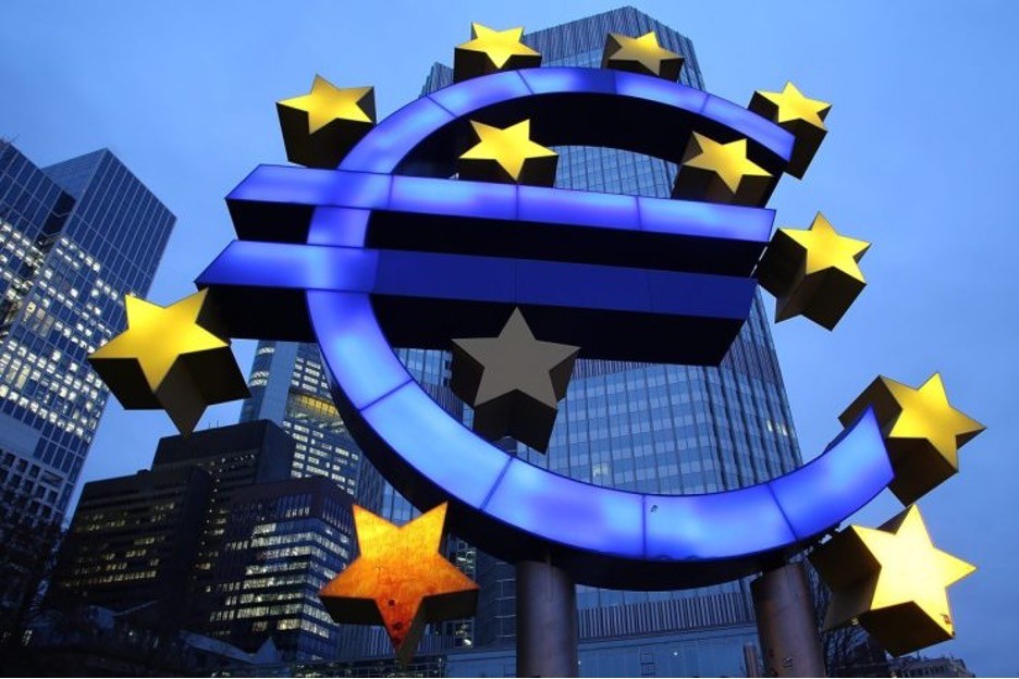 Rủi ro tài chính tại Pháp gia tăng làm dấy lên lo ngại về khủng hoảng khu vực đồng euro
