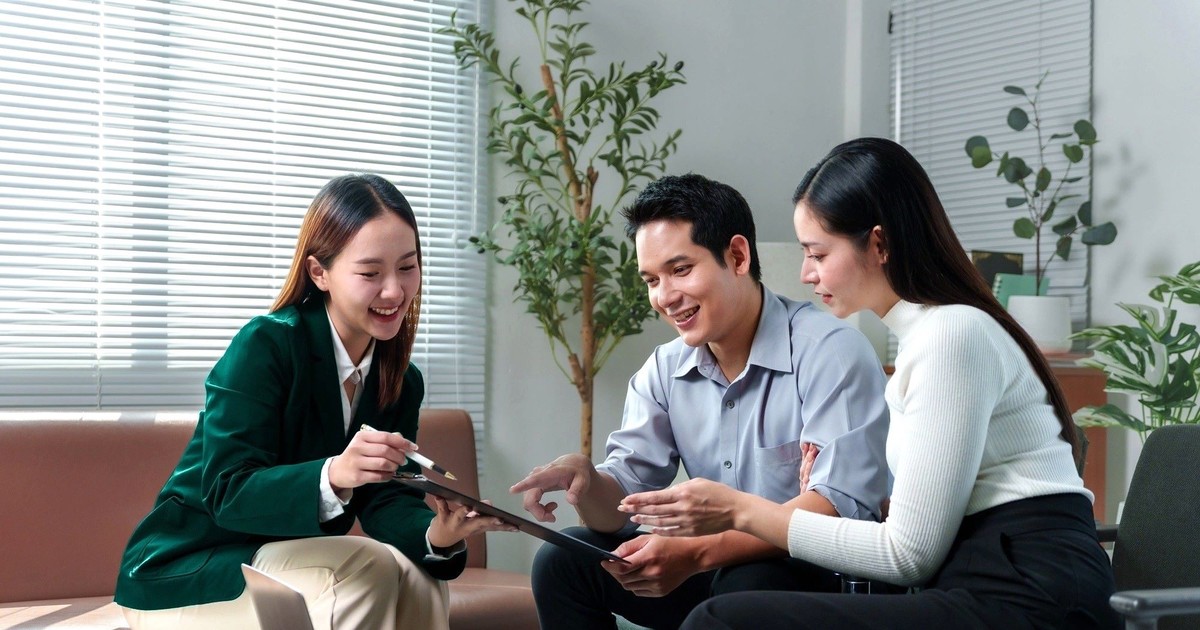 Từ “bán sản phẩm” đến “đồng hành lâu dài”: Bảo hiểm nhân thọ chuyển mình sau 9 tháng