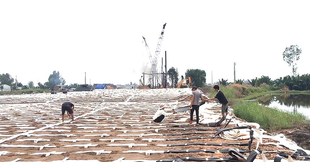 Còn điểm nghẽn nào khiến dự án trọng điểm quốc gia “đói” vật liệu? Bài 1: Dự án cao tốc thiếu cát, đá... không chỉ do khan hiếm vật liệu