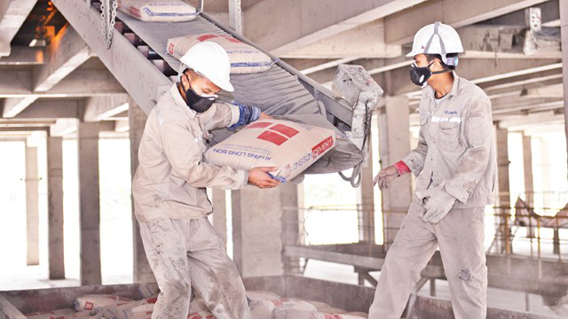 Sản xuất xi măng tăng khá, vượt 94 triệu tấn sau 9 tháng