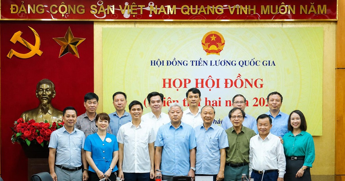 Đề xuất Bộ trưởng Bộ Nội vụ bổ nhiệm lãnh đạo Hội đồng Tiền lương quốc gia