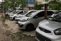 Xe cũ, dòng xe cỏ giá rẻ vẫn đạt doanh số tiêu thụ khá ổn định giữa cơn bão ở thị trường xe Việt.