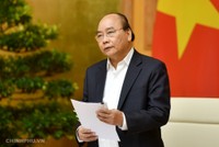 Thủ tướng Nguyễn Xuân Phúc phát biểu kết luận phiên họp thứ nhất Tiểu ban Kinh tế - Xã hội. Ảnh: VGP/Quang Hiếu