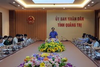 Lãnh đạo tỉnh Quảng Trị yêu cầu, thời gian tới quyết tâm thực hiện mục tiêu kép, vừa sẵn sàng phòng chống dịch vừa phát triển kinh tế, xã hội.