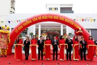 Nhà đầu tư vừa khai trương căn hộ mẫu của tòa nhà Thái Nguyên Tower tại 1 đường Nha Trang, phường Trưng Vương (TP Thái Nguyên)...(Ảnh: Trường Sơn)