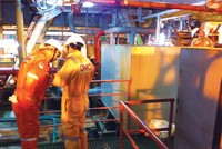 DMC chuyên cung cấp các hóa chất và dịch vụ kỹ thuật dầu khí như dung dịch khoan, xử lý giếng khoan, các hóa chất phục vụ thăm dò, vận chuyển, chế biến dầu khí.