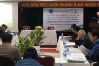 GS. TS. Phạm Văn Điển, Chủ tịch Hội khoa học Kinh tế nông nghiệp và Phát triển Nông thôn phát biểu tại hội thảo.
