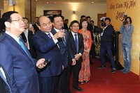 Thủ tướng Nguyễn Xuân Phúc đến dự lễ đánh cồng khai trương phiên giao dịch đầu năm Kỷ Hợi vào ngày 12/2.