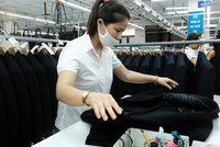 Doanh nghiệp được hỗ trợ thêm về chế độ BHXH, dịch vụ công trong mùa dịch.