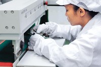 Nhiều doanh nghiệp bị tổn hại nặng do Covid-19 và rất cần chính sách hỗ trợ để vượt qua khó khăn.