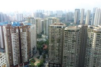Ngân hàng đẩy mạnh cho vay mua nhà dẫn đến dư nợ lĩnh vực này tăng. Ảnh: Dũng Minh