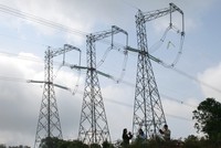 Đóng điện sân phân phối 500 kV của Trung tâm Điện lực Vũng Áng