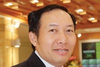 Ông Phạm Hồng Sơn