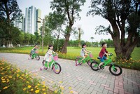 Xin đừng chật hẹp, lòng người!