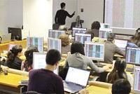 Có những phiên, khối lượng giao dịch của một số mã cổ phiếu đạt hàng chục triệu đơn vị