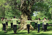 Niềm tin với Bảo Việt chính là sự phát triển bền vững vì lợi ích của cổ đông, người lao động, đối tác, khách hàng và xã hội cộng đồng